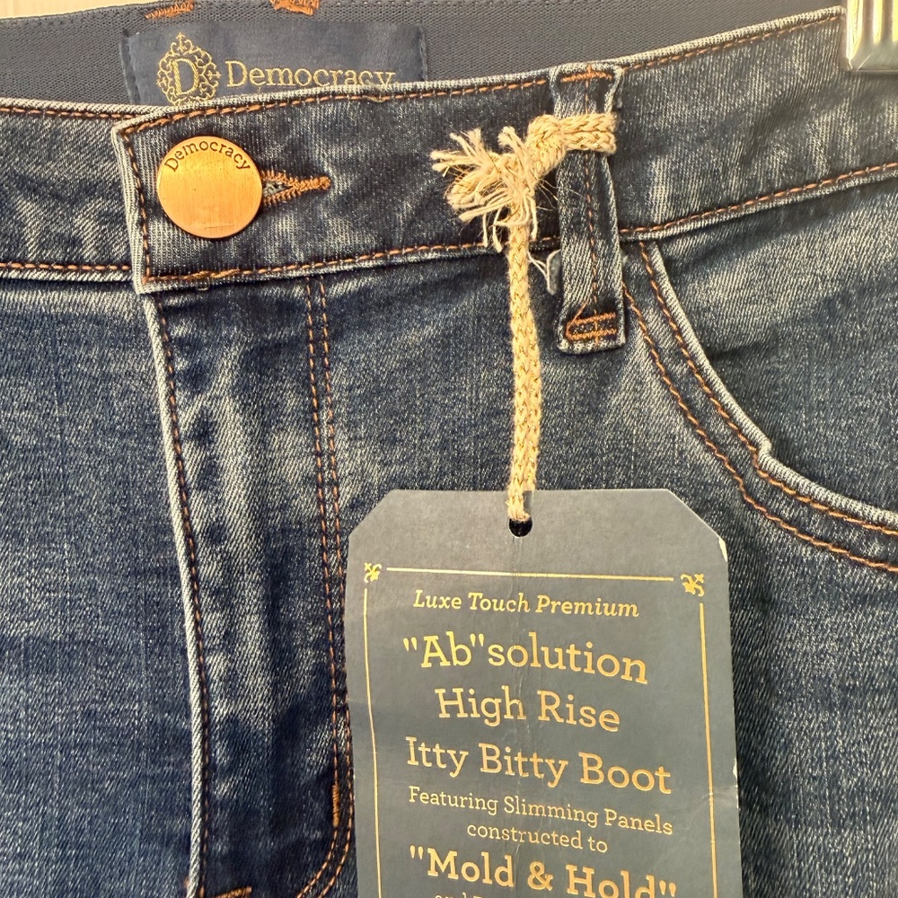 NWT Democracy “Ab”solution High Rise Bitty Boot jeans - Picture 4 of 5